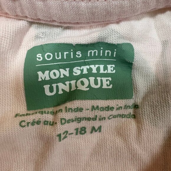 Adorable pink tulips t-shirt designed in Canada 12-18 - Picture 3 of 3